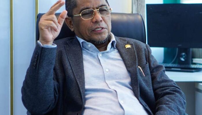 Anggota DPR RI Arisal Aziz Prihatin Maraknya Konten Kreator Minang Bacaruik di Media Sosial