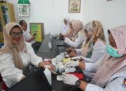 Puluhan Pegawai Cek Kesehatan Gratis di Pustu Balai Kota Padang