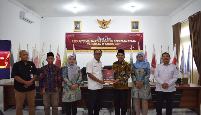 KPU Agam Gelar Rapat Pleno Rekapitulasi Daftar Pemilih Berkelanjutan Triwulan II Tahun 2025