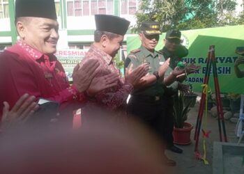 Dandim 0312/Padang Resmikan Sarana Air Bersih di MTsN 6 Padang