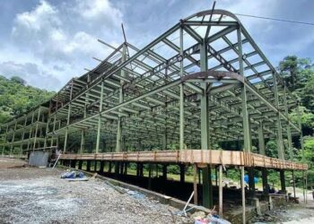 WALHI dan PBHI Sumbar Polisikan Pemilik Konstruksi Bangunan Hotel dan Masjid di Lembah Anai