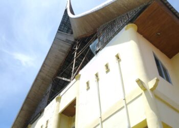 Renovasi Gedung DPRD Kota Pariaman Dilangsungkan, Atap Rusak Jadi Fokus Utama