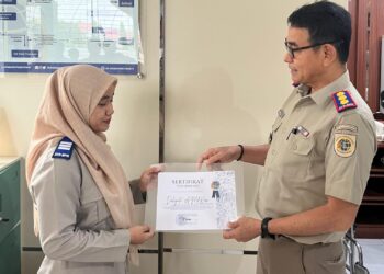 Tim Strategi Komunikasi Kantah Padang Pariaman Raih Employee of The Months Periode Mei-Juni 2025