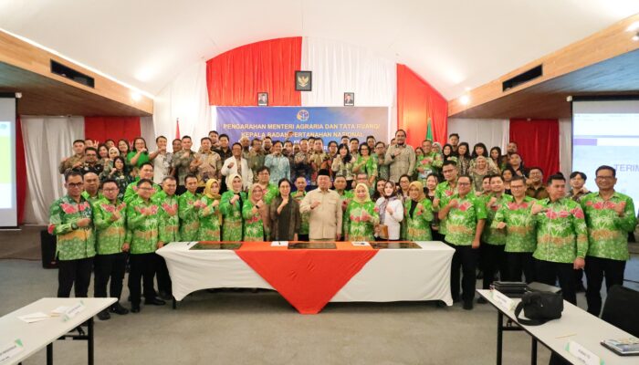 Hadapi Tiga Tantangan, Menteri Nusron Sampaikan Soal Penguatan Sistem dan SDM di Hadapan Jajaran Kanwil BPN Provinsi Sulut