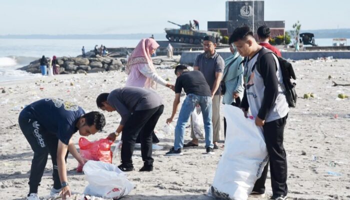 Gotong Royong ASN Wujudkan Pariaman Bersih