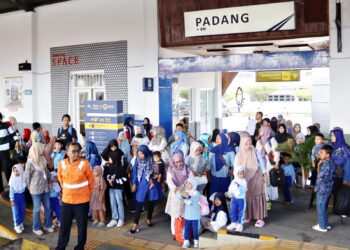 KAI Divre II Sumbar Layani 1 Juta Lebih Penumpang Selama Semester I 2025