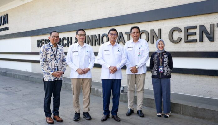 Kepala BPOM RI Kunjungi Pabrik dan Pusat Riset ParagonCorp: Soroti Inovasi Berbasis Riset dalam Industri Kosmetik Indonesia