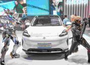 Terinspirasi Private Jet, Mobil Listrik HYPTEC HT Siap Temani Keluarga Indonesia