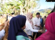 Bupati Solok Kunjungi Warga Butuh Bantuan