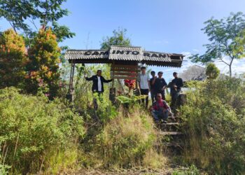 ‎Aksi Kritik KPA Winalsa: Bersihkan Semak Belukar Camintoran yang Terlupakan