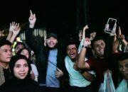 Wali Kota Padang Berbaur Bersama Warga Nonton Konser Nidji