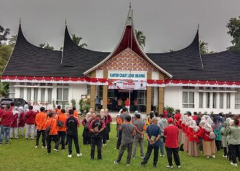 Memeriahkan HUT RI Ke-80, Kecamatan Lubuk Sikaping Gelar Fun Game