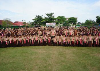 MTsN 2 Payakumbuh Peringati Hapram, Hendri Yazid Pembina Upacara