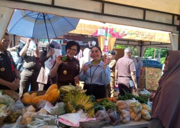 Bazar Murah di Kejati Sumbar Meriahkan Peringatan Hari Lahir Adhyaksa