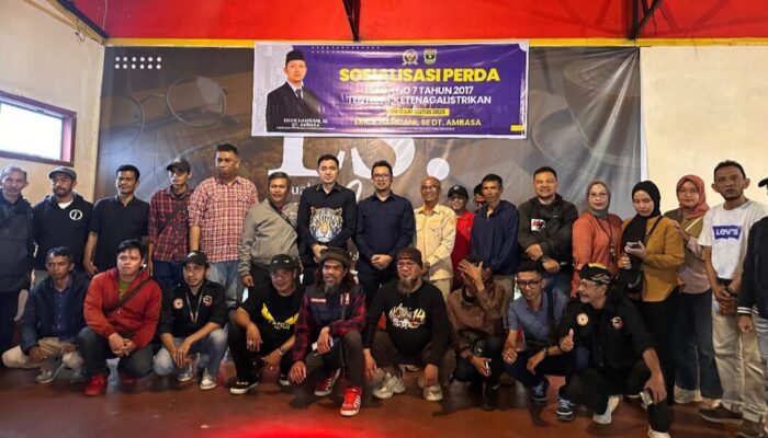 Erick Hamdani Sosialisasikan Perda Ketenagalistrikan di Padang Panjang