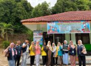 Mahasiswa KKN Universitas Tamsis Beri Edukasi Disiplin Waktu dan Menabung Murid SDN 18 Lubuk Alung