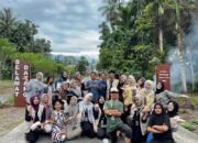 Mahasiswa UM Natsir Bangun Gapura Indah di Koto Panjang, Jadi Simbol Kekompakan Nagari