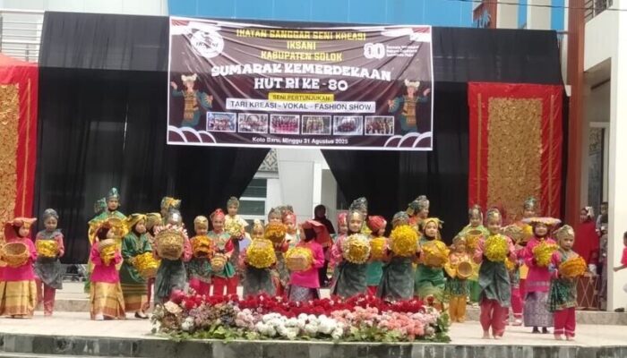 Iksani Solok Suguhkan Pergelaran Seni Meriah di TIC Koto Baru