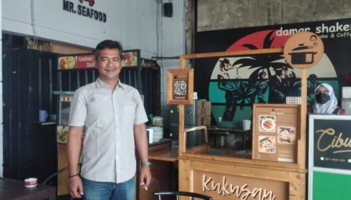 Damar Shaker, Berkembang dengan Kemitraan