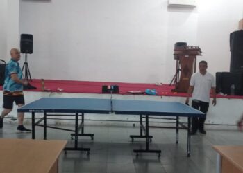 Kepala Dinas Pariwisata Sumbar Luhur Budianda: Ciptakan Kebersamaan di Kantor dengan Olah Raga 