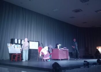 Kadis Sumbar Sebut Generasi Muda Perlu Mengisi Kesenangannya dengan Teater