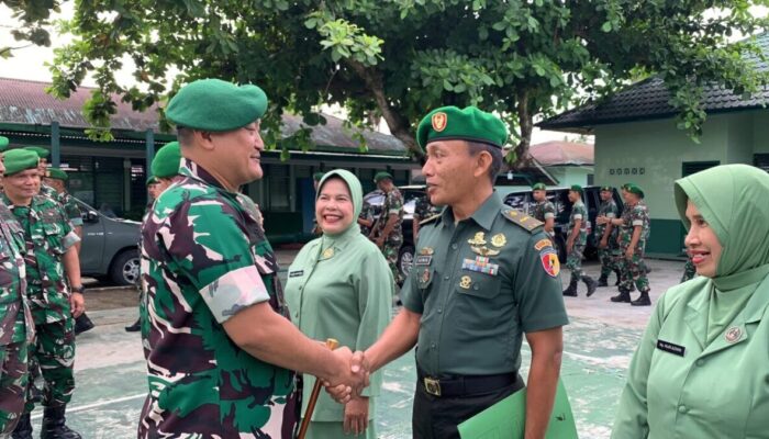 Dandim 0308/Pariaman Lepas 3 Prajurit Purna Tugas dan Terima 2 Warga Baru