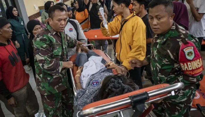 Wamensesneg Sebut MBG Tetap Jalan Meski Desakan Evaluasi