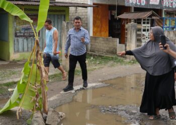 Bupati Tinjau Jalan Panyakalan-Muaro Paneh
