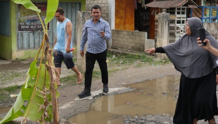 Bupati Tinjau Jalan Panyakalan-Muaro Paneh
