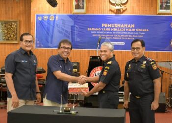 PT Semen Padang dan Bea Cukai Musnahkan Barang Ilegal Senilai Rp22 Miliar