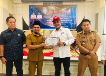 Aktif dalam Program GENTING, PT Semen Padang Raih Penghargaan dari Pemkab Solok