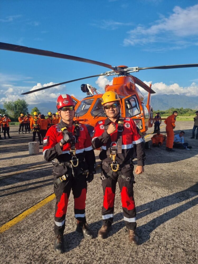 PT Semen Padang Ikut Latihan Gabungan Heli Rescue Basarnas di Padang. IST