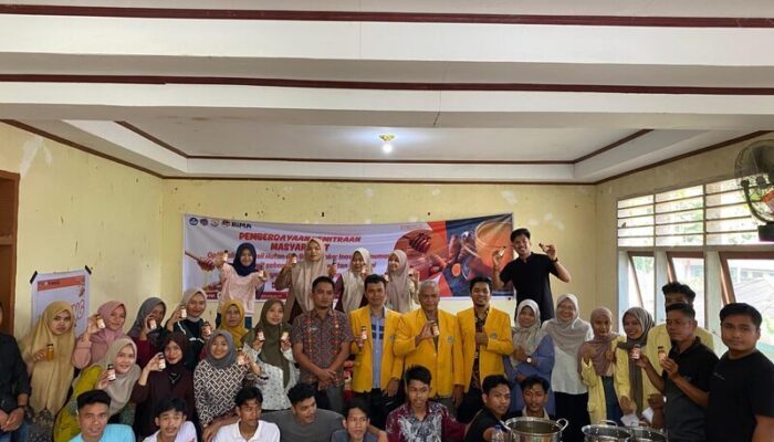UNP Sijunjung Luncurkan Inovasi Minuman Madu-Kunyit, Warga Latang Bersatu Tingkatkan Ekonomi Nagari