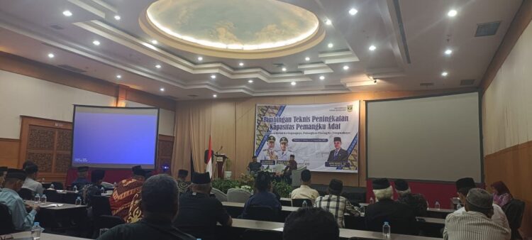 Bimtek Peningakatan Kapasitas Pemangku Adat Tanah Datar yang digelar beberapa waktu lalu. IST