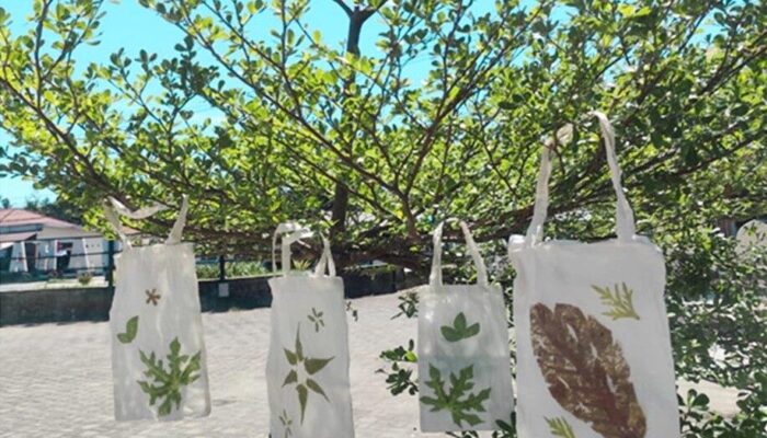 Totebag Ecoprint Karya Mahasiswa Kehutanan UM Sumbar Siap Go Publik