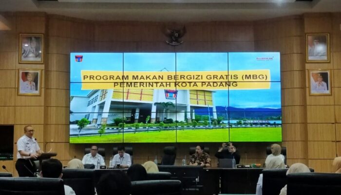 Sekda Andree Sebut MBG Tidak Saja Makan tapi Mengandung Nilai Pendidikan