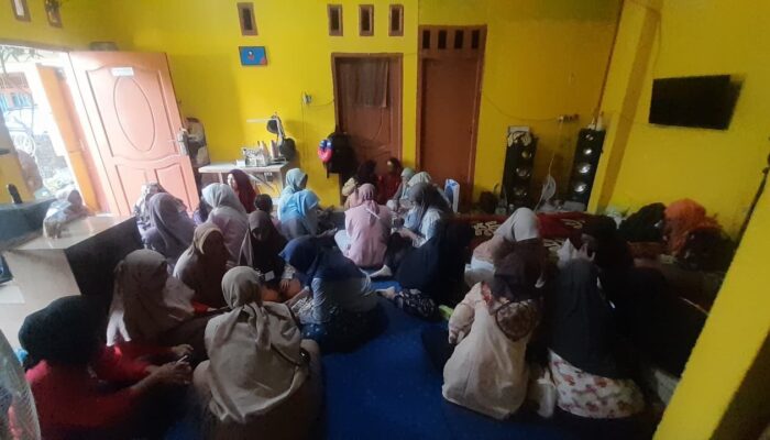 Amak-amak PKH Padang Sarai Belajar TikTok Marketing