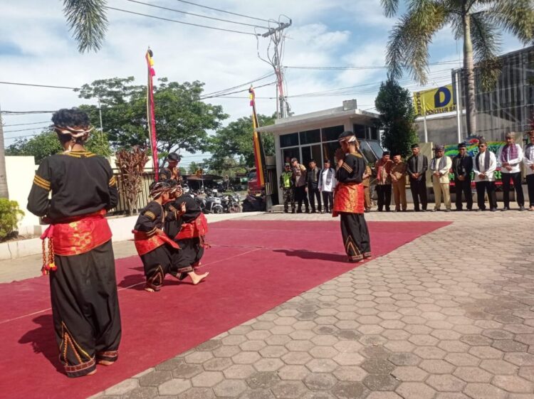 Pembukaan Festival Adat Budaya Pauh IX Kuranji 2025, Senin (13/10). IST
