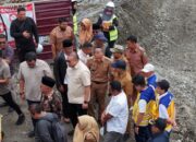 Bupati Solok dan Andre Rosiade Tinjau Progres Pembangunan Jalan Nasional Air Dingin