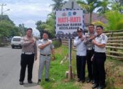 Ciptakan Lalu Lintas yang Aman, Polres Sijunjung dan Dishub Pasang Rambu di Titik Rawan Laka