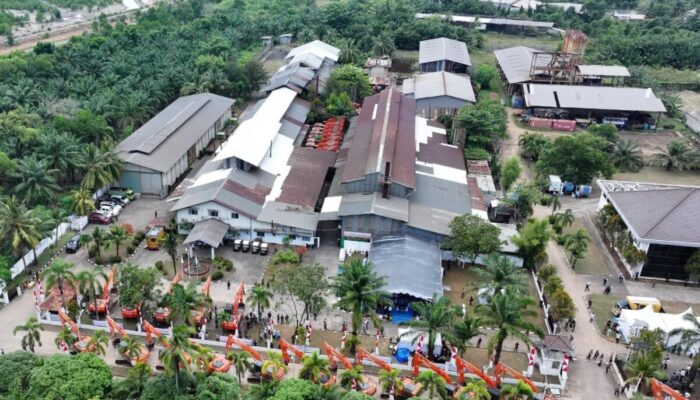 Menteri Nusron dampingi Presiden Prabowo Saksikan Penyerahan Barang Rampasan Negara pada PT Timah