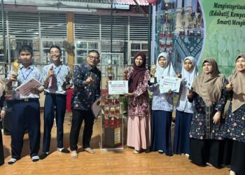 SMPN 1 Padang Juara Umum Pra OSN dan Raih Prestasi di Kejuaraan Bulutangkis