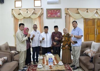 Bupati Agam Audiensi dengan Panitia Pengukuhan Jam Gadang 88