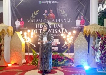 Lisda Hendrajoni: Jaga Wisata dengan Ketulusan agar Pesisir Selatan Menyala