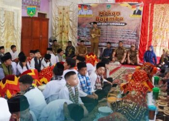 Lestarikan Budaya Minangkabau, Tiga SD di PPB Gelar Makan Bajamba