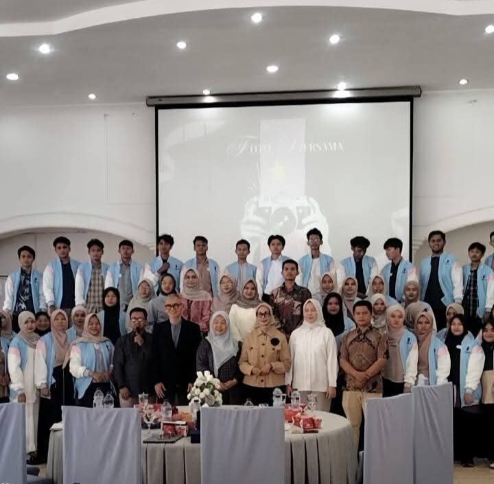 Program M Scholarship Batch 2 resmi melaksanakan grand opening di Palanta Rumah Dinas Wali Kota Padang, Sabtu (25/10) kemarin. IST