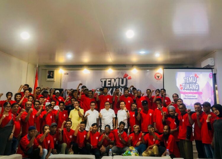 PT Semen Padang menggelar kegiatan Temu Tukang bertajuk “Tukang Bangga Bangun Indonesia” di Kabupaten Mukomuko, Bengkulu, Sabtu (13/9). IST