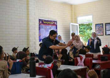 Perkuat Komitmen Pendidikan, PT Semen Padang Resmikan Tiga Ruang Kelas Baru dari Sepablock di SD Semen Padang School