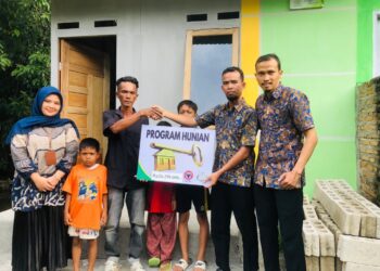 Dari Gubuk Reot ke Rumah Layak: Harapan Baru untuk Mulyadi dan Keluarga dari UPZ Baznas Semen Padang