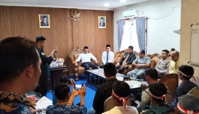 Ratusan Warga Betumonga Gelar Aksi Damai, Tuntut Keadilan atas Tanah Ulayat Taileleu!